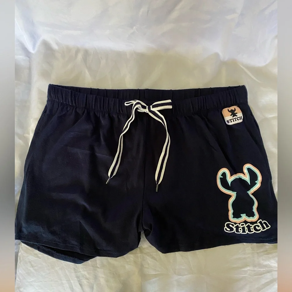 NWOT womens Disney stitch pajama short set - Picture 9 of 9